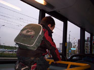 Ik doe net alsof ik de bus bestuur